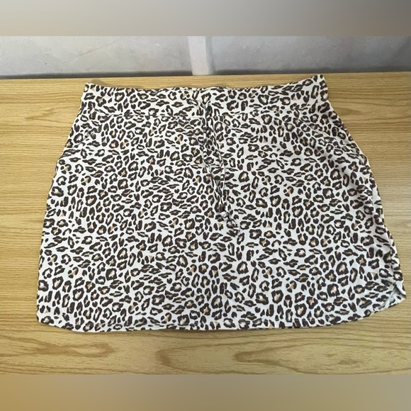 Nine West Dresses & Skirts - Nine West Leopard Skirt XL
